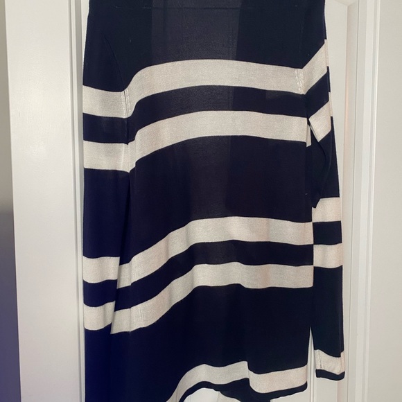 Black and White Striped Women's Sweater - Picture 5 of 6